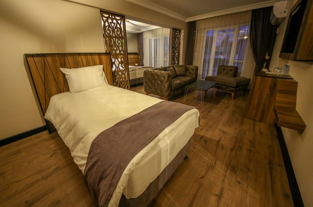 Fidanoglu Suite Hotel Deluxe Triple Room
