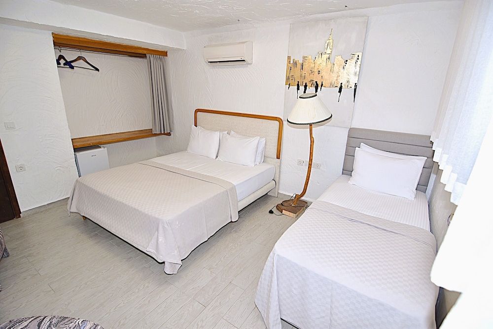 Hotel B House Economy Room 4