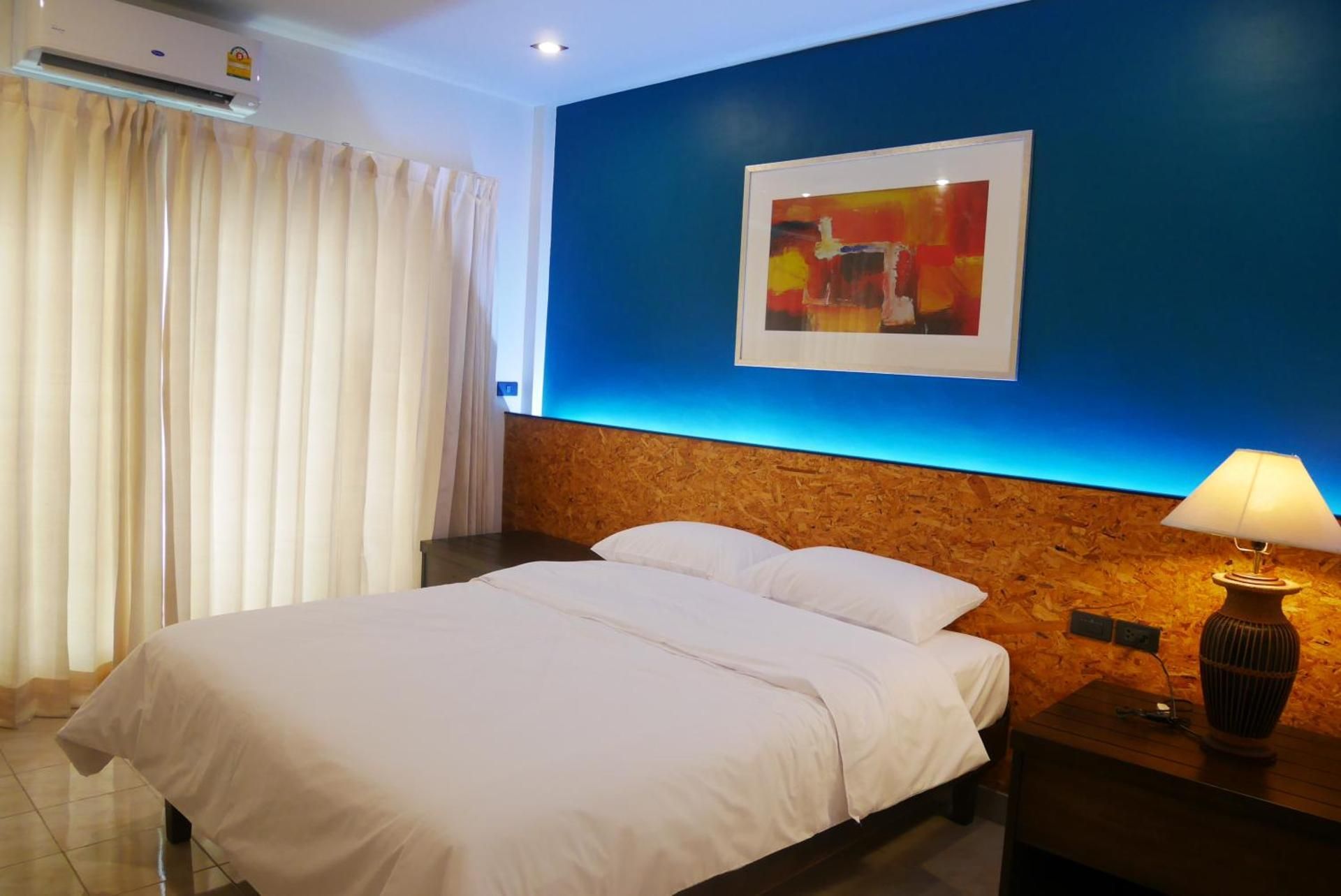 undefined The 92 residence 7