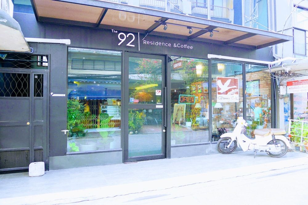 undefined The 92 residence 2