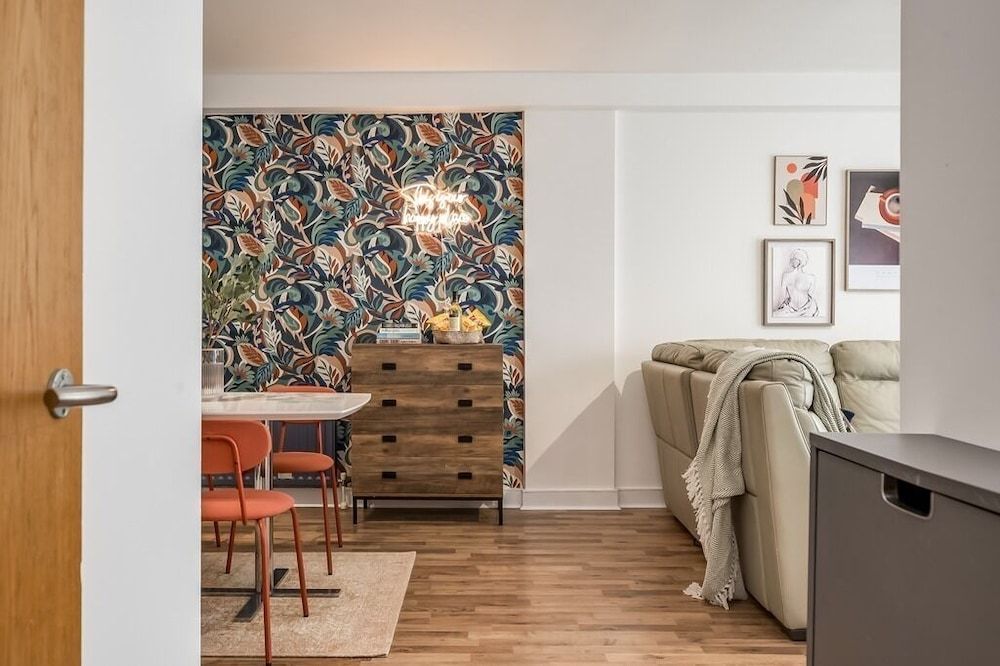 Central Belfast Apartments: Victoria Superior Apartment, Private Bathroom (City Centre 2-Bed) 17