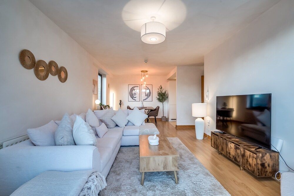 Central Belfast Apartments: Victoria Superior Apartment, Private Bathroom (City Centre 2-Bed) 25
