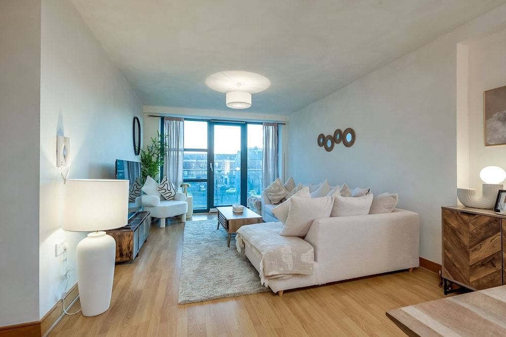Central Belfast Apartments: Victoria Superior Apartment, Private Bathroom (City Centre 2-Bed) 24