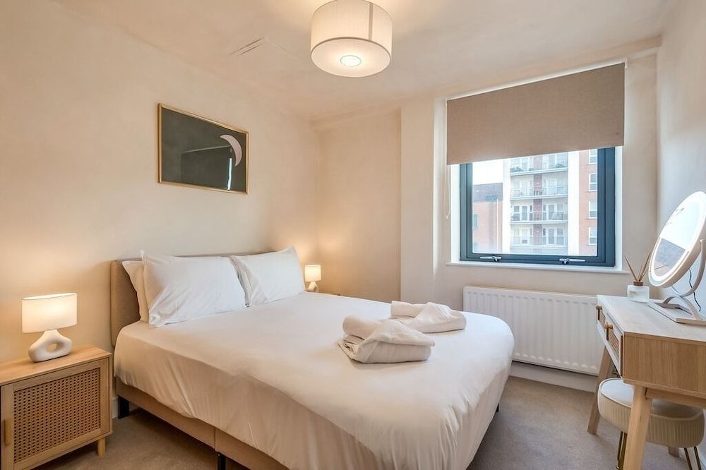 Central Belfast Apartments: Victoria Superior Apartment, Private Bathroom (City Centre 2-Bed) 5