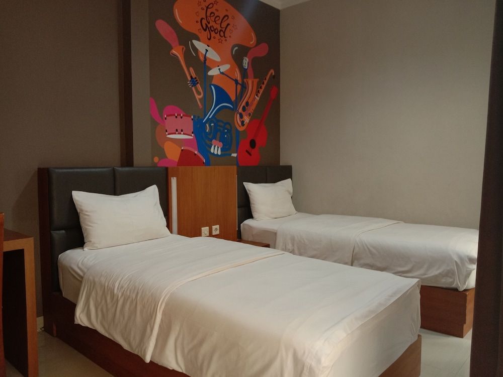 Votel Viure Hotel Deluxe Twin Room, 2 Twin Beds, Non Smoking 4