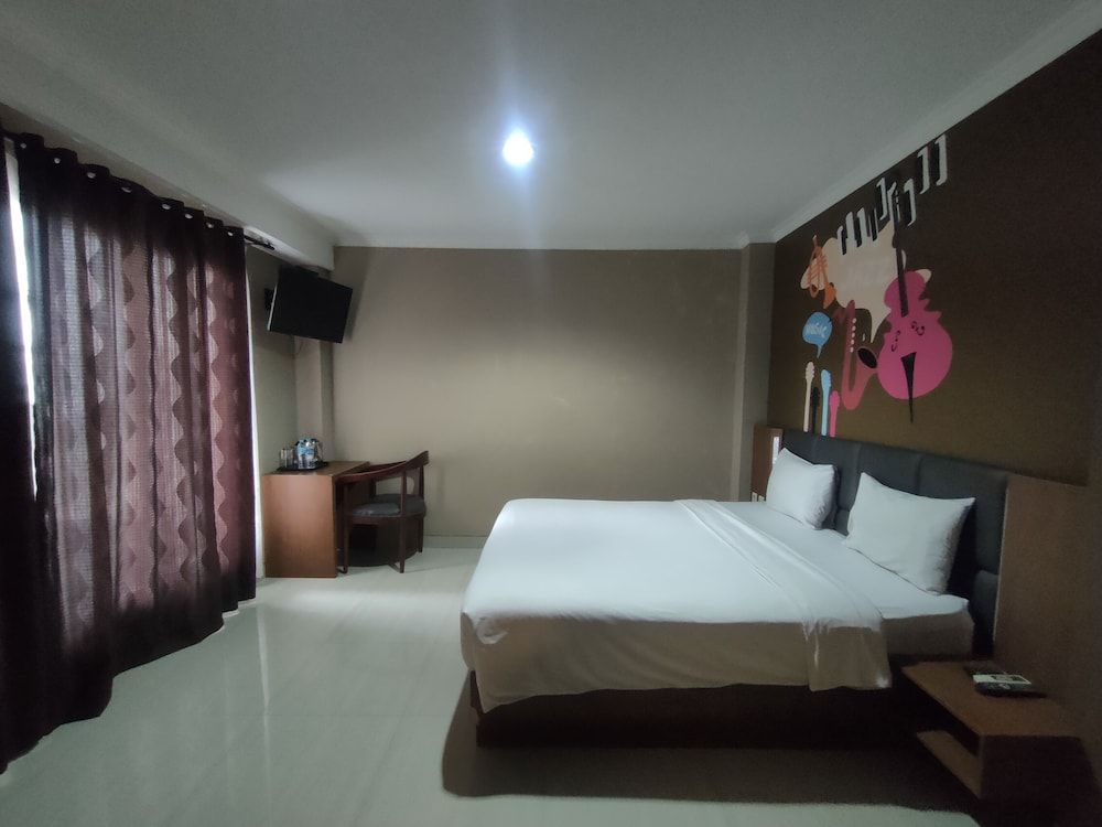 Votel Viure Hotel Family Double Room 2