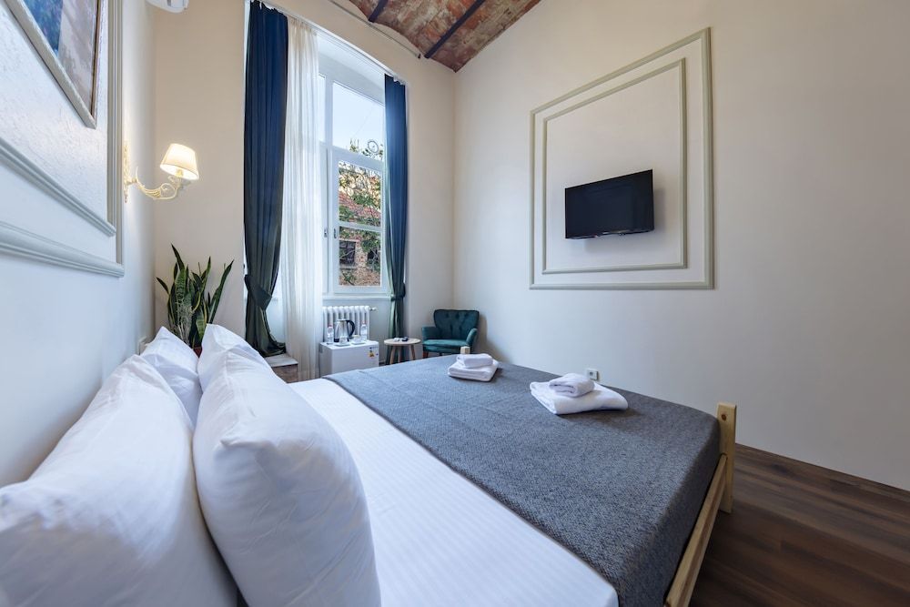 Cezayir Rooms Deluxe Room 4