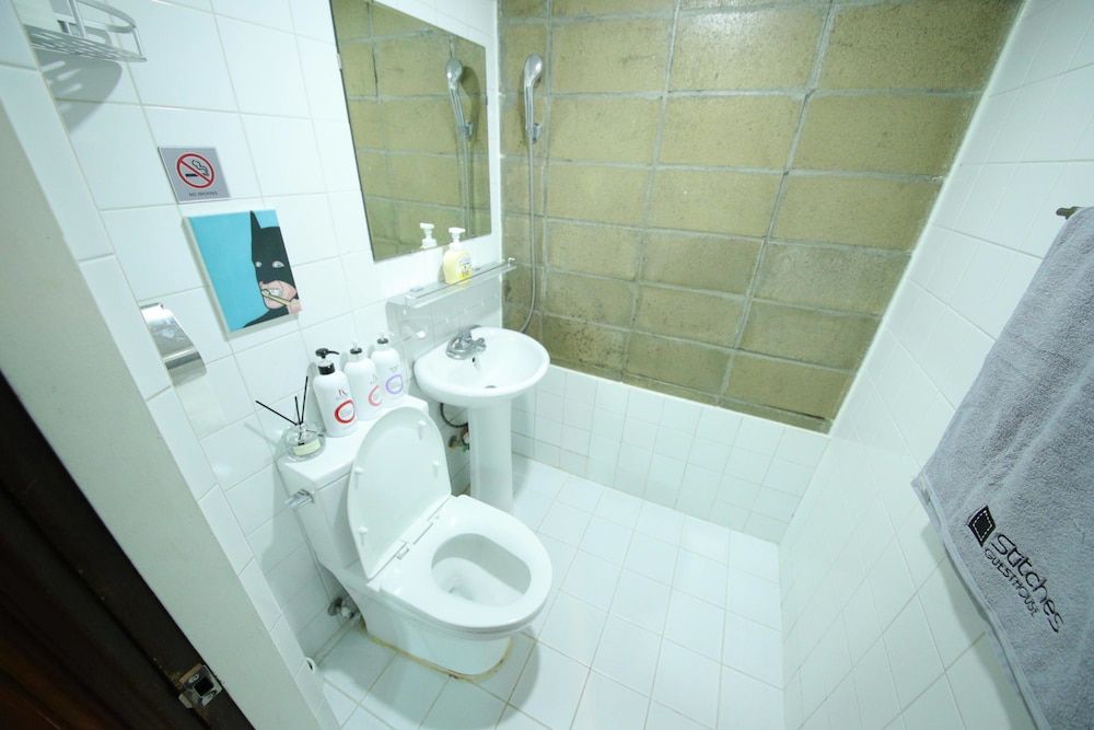 Stitches House - Hostel Double Room 5