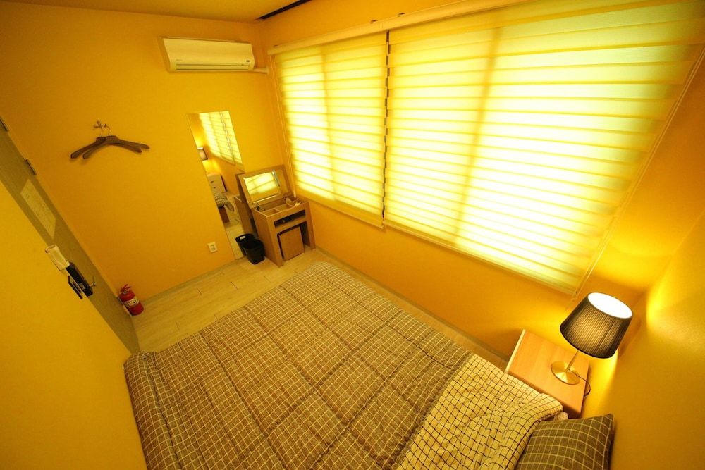 Stitches House - Hostel Double Room 2