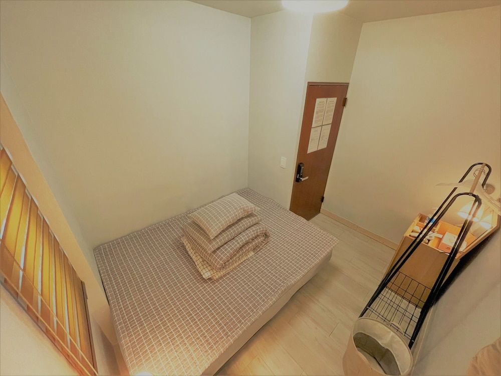 Stitches House - Hostel Deluxe Double Room, Non Smoking, Private Bathroom 2