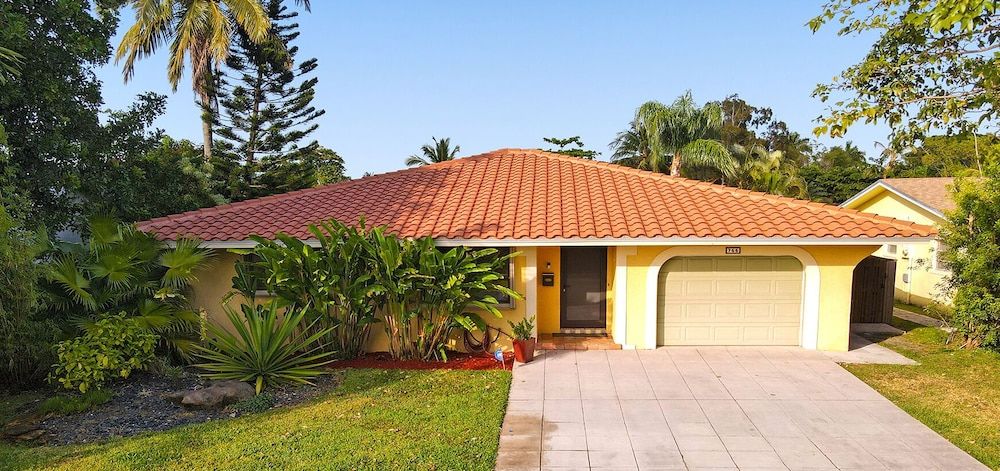 undefined Stunning Waterfront 3BR with Heated POOL 9