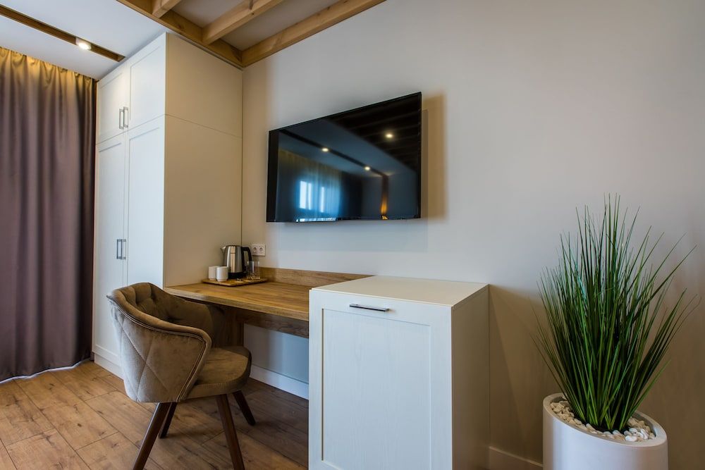 HillHouse Plovdiv Double Room, Ground Floor 8