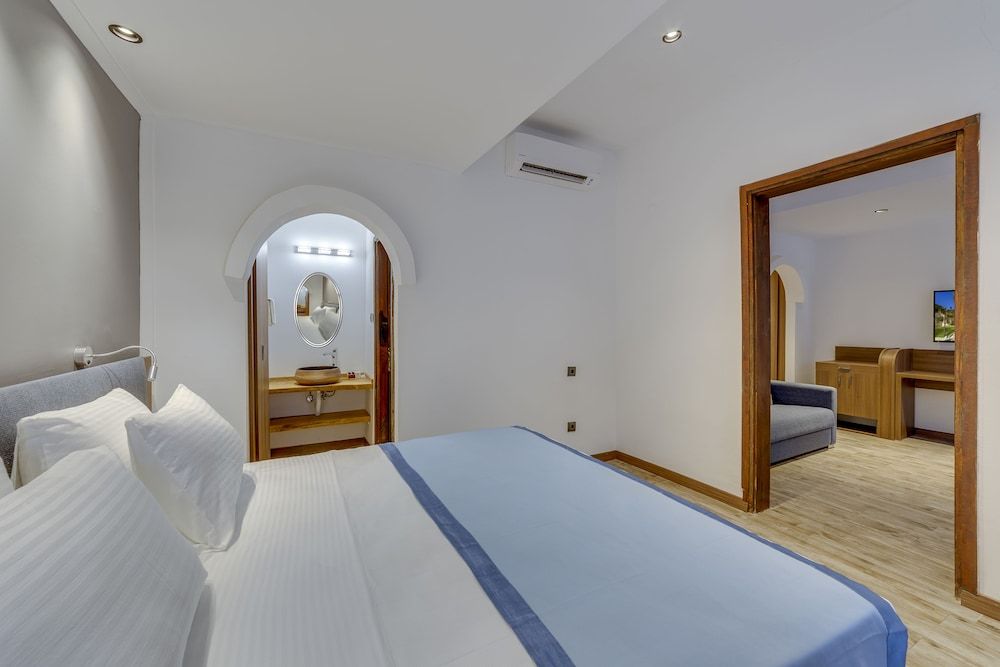 undefined Risus Garden Marina Hotel 3