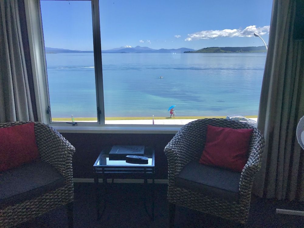 Deluxe Apartment, Lake View