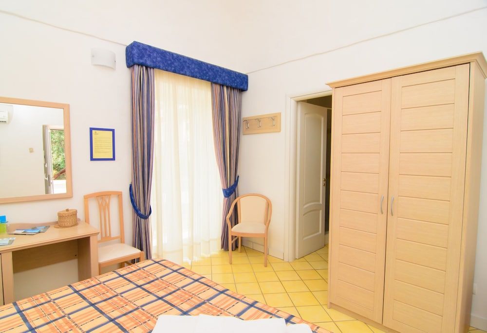 Double or Twin Room, Sea View