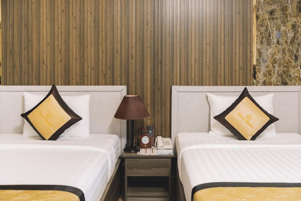 Dalat Wonder Resort Deluxe Twin Room 2