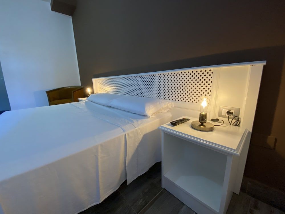 Hotel Pension Cassandra Deluxe Double or Twin Room 5