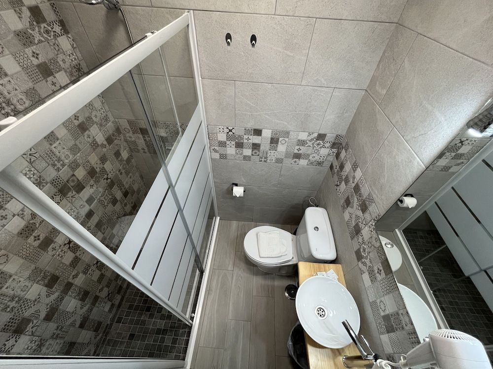 Hotel Pension Cassandra Triple Room 8