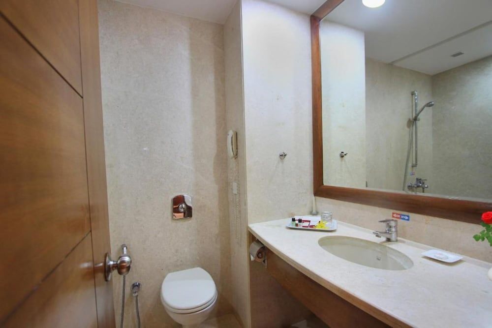 undefined La Sara Grand 6