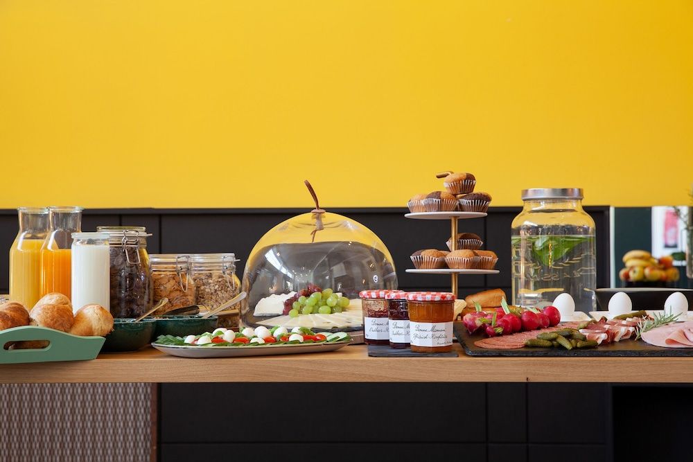 undefined The Suite Fabric Hotel 9