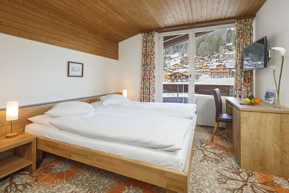 Derby Swiss Quality Hotel Double Room (Cosy, to the north side) 3