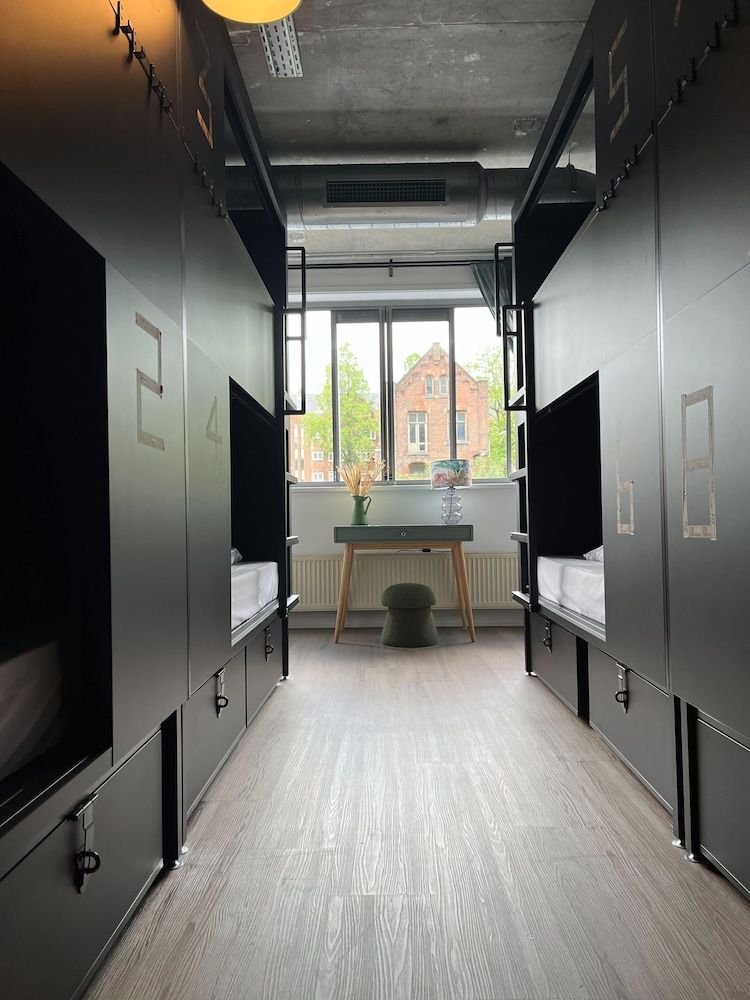 undefined ClinkMama 6