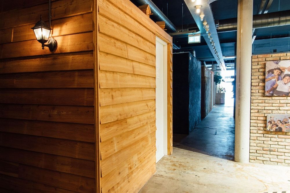 ClinkMama Economy Twin Room 6