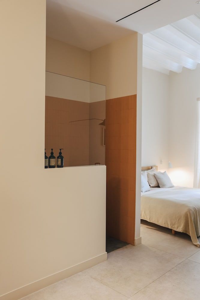 Plácido y Grata Standard Double Room 7