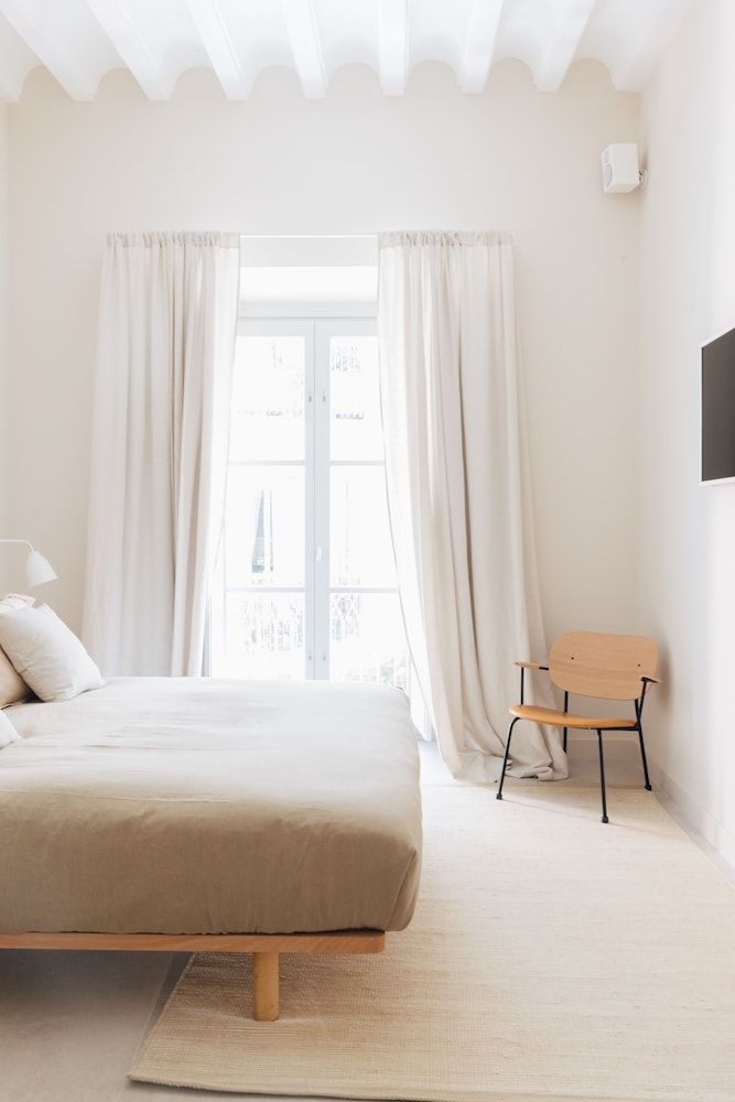 undefined Plácido y Grata 4