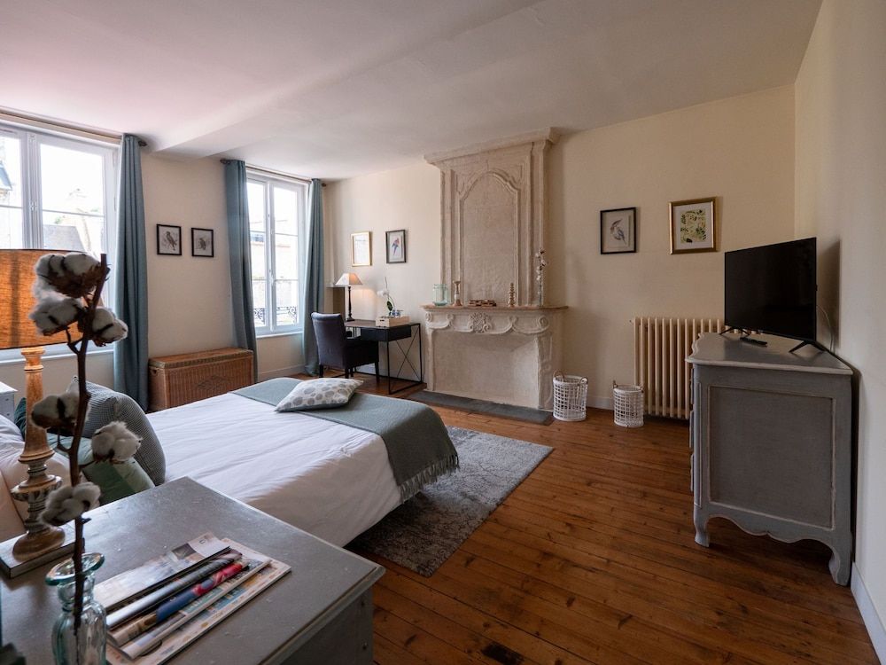 Clos Saint-martin Superior Double Room, Ensuite (Chambre Verte) 4