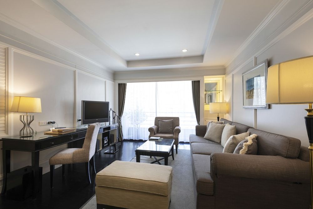 Cape House Hotel, Bangkok One Bedroom Suite With Free Executive Lounge 7