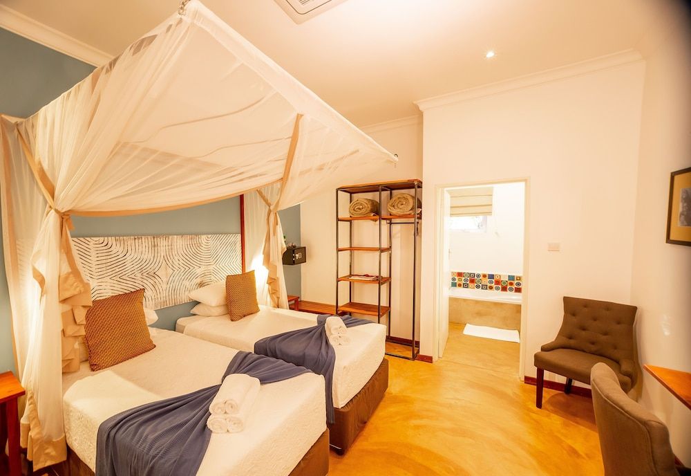 PheZulu Guest Lodge Deluxe Double or Twin Room 5