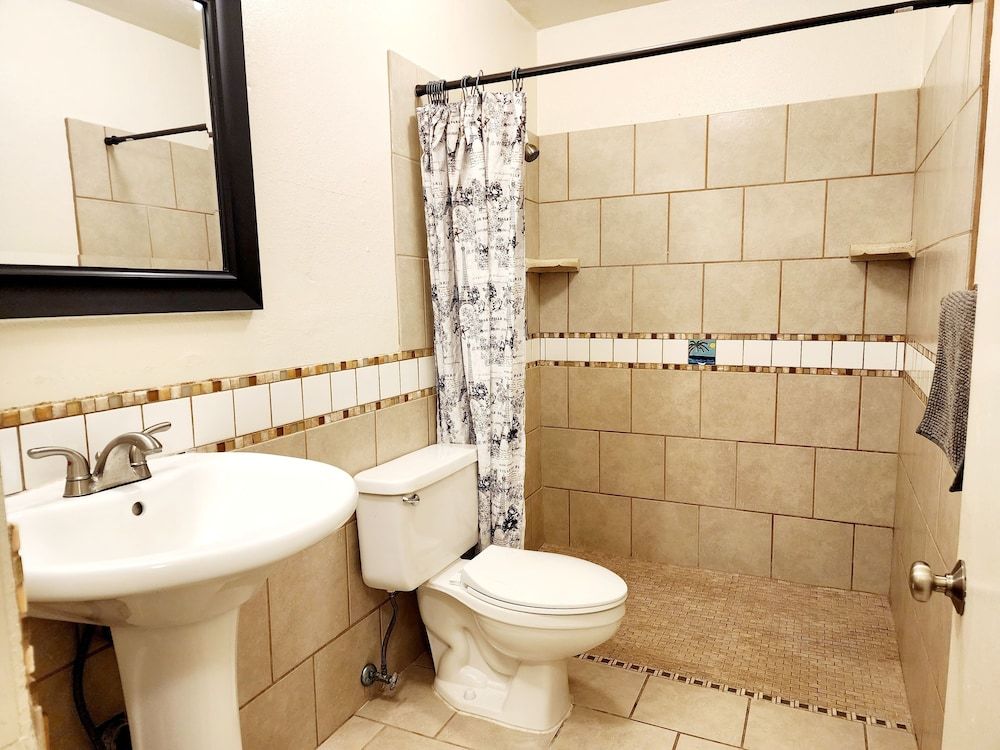 Arnott's Lodge Family Suite 7