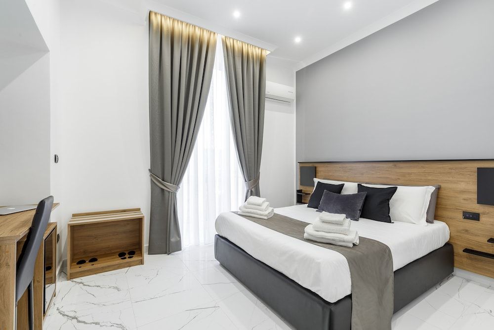 undefined Sant'Angelo Suites 8
