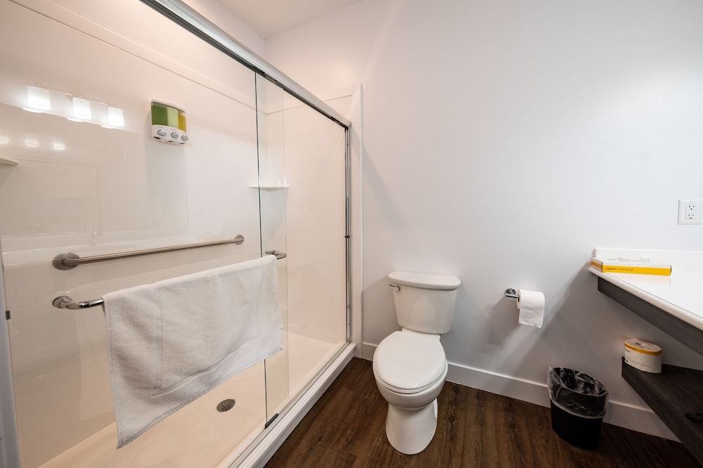 Kanab Suites Signature Studio, 1 King Bed 5