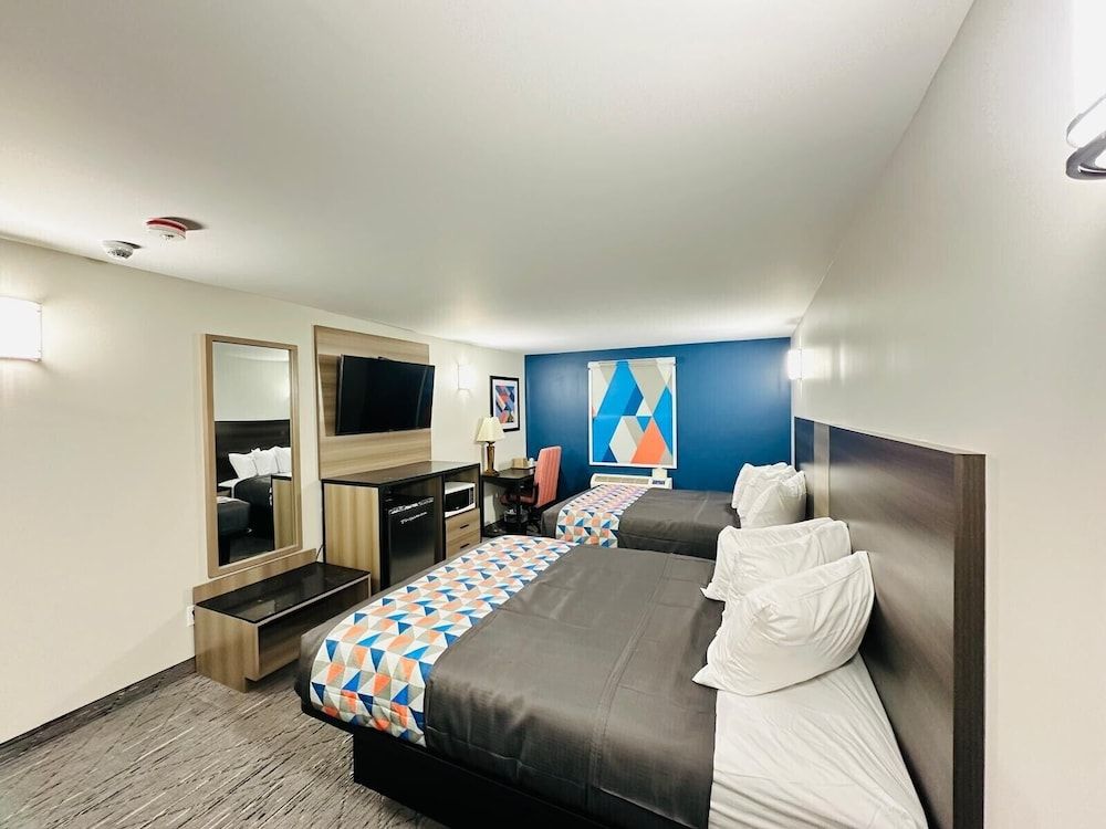 Superior 2 Queen Bed 2nd Floor