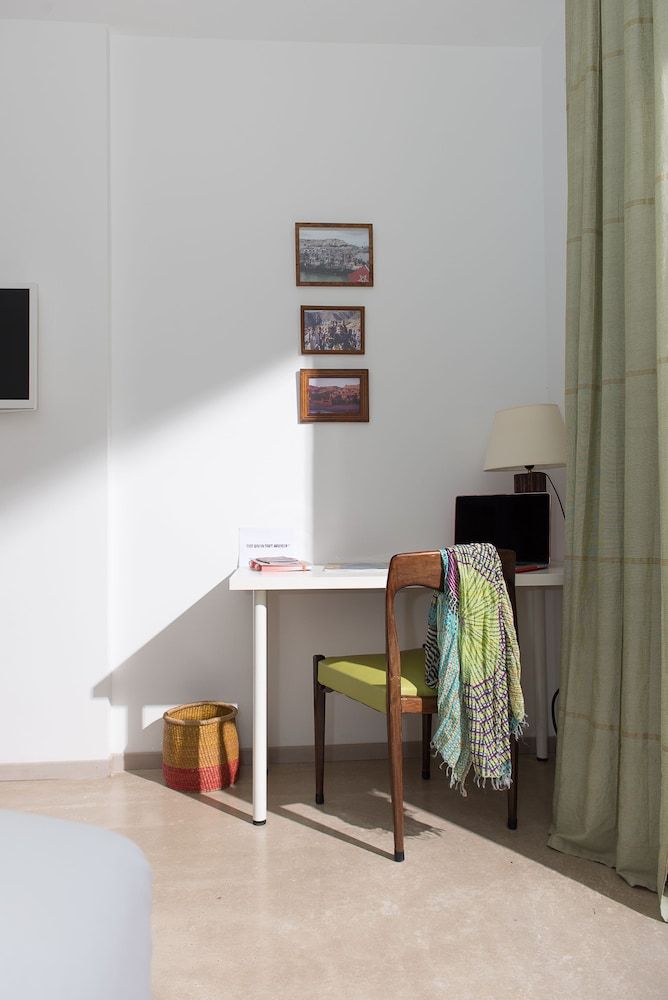 Hotel 96 Deluxe Room 37