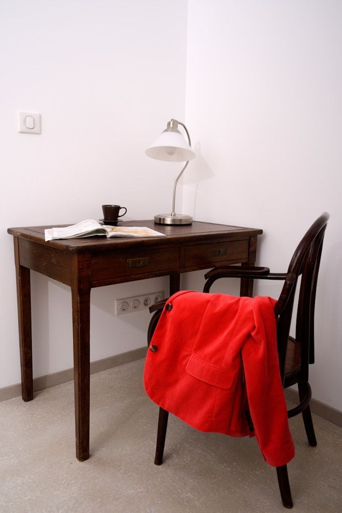 Hotel 96 Deluxe Room 34