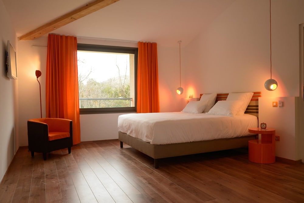 undefined Hotel 96 3