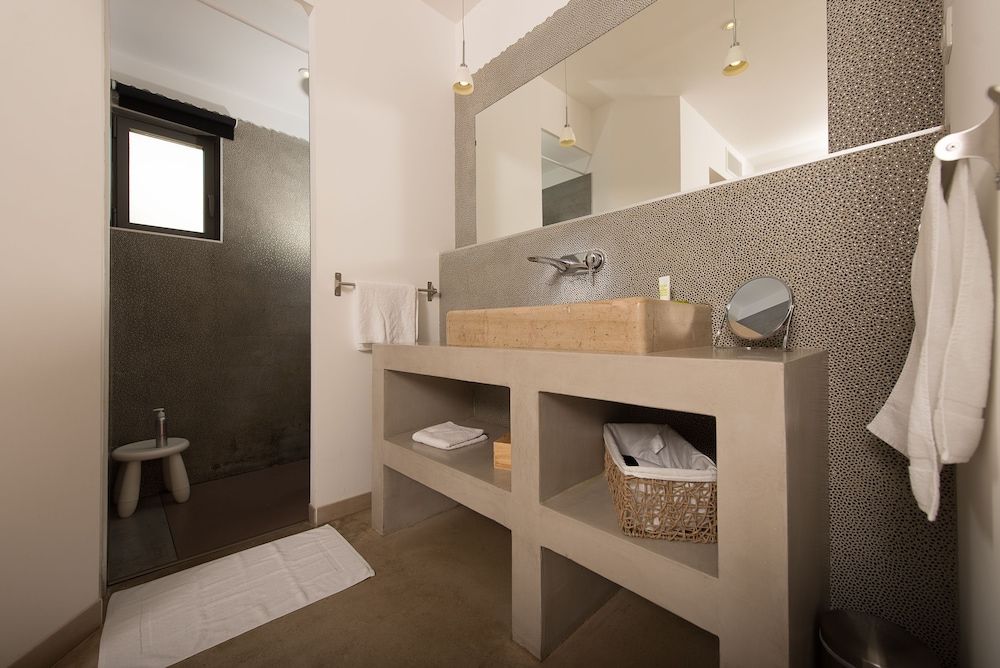 Hotel 96 Deluxe Room 22