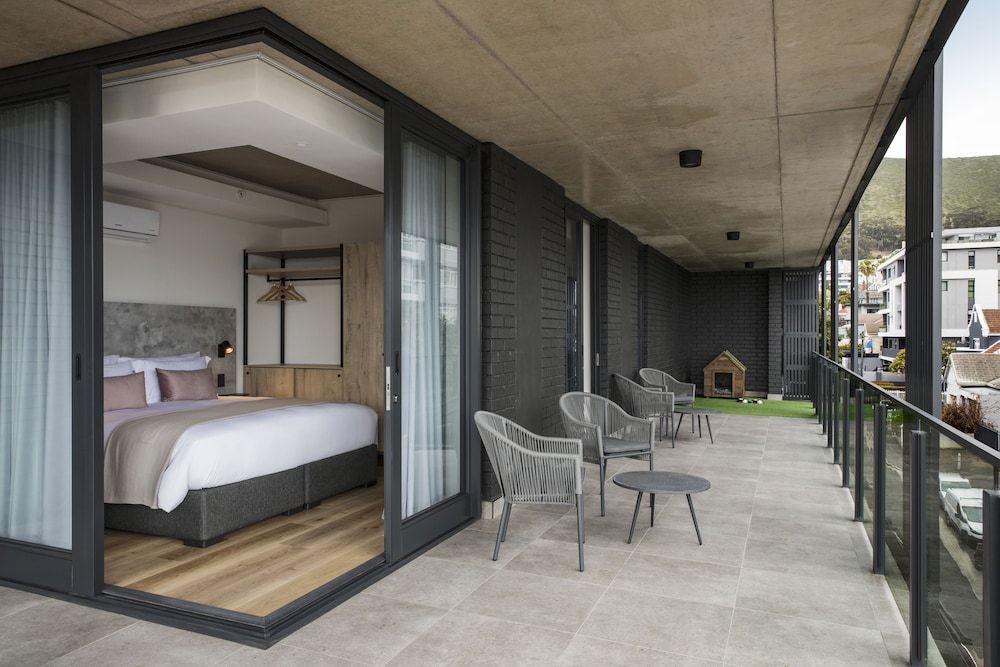 undefined Home Suite Hotels Station House 3