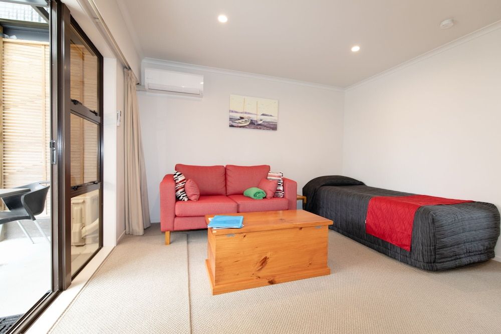 Blue Marlin Apartments