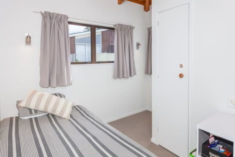 No. 7 - Two Bedroom Upstairs Apartment