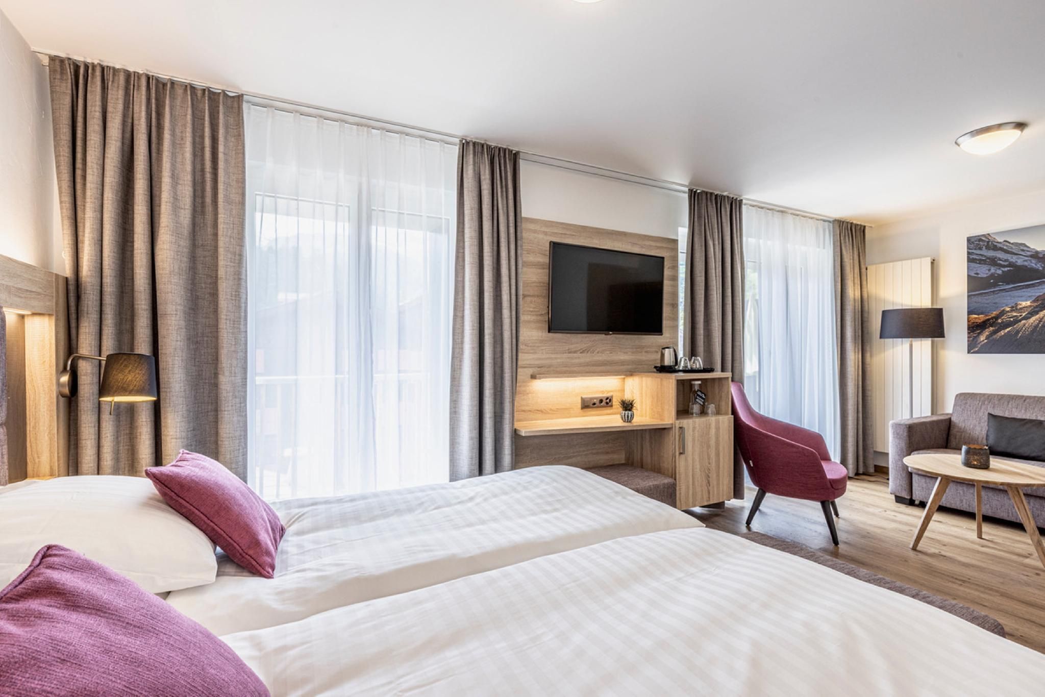 undefined Bristol Hotel 9