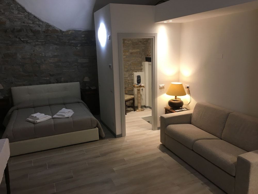 B&B Mario Lupo Comfort Double Room, Patio, Ground Floor 3