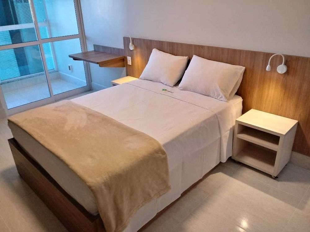 Apartment (502)
