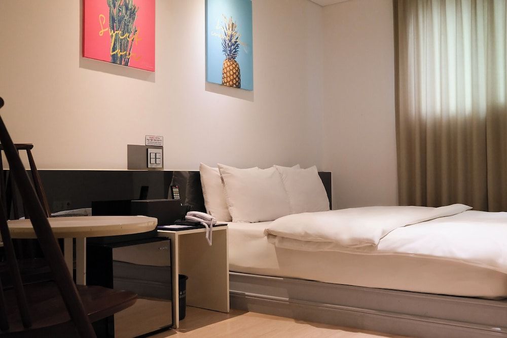 Hotel Insomnia Standard Room