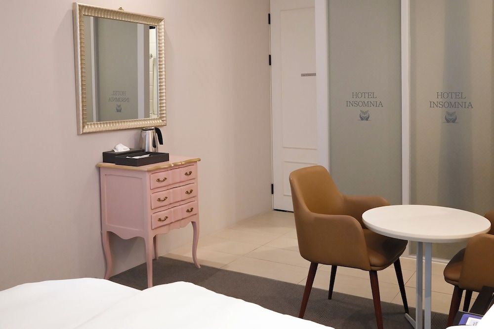 Hotel Insomnia Standard Room 19