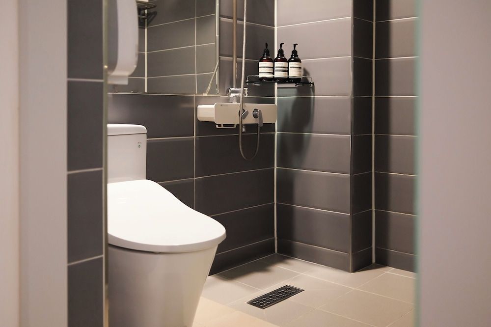 Hotel Insomnia Standard Room 9