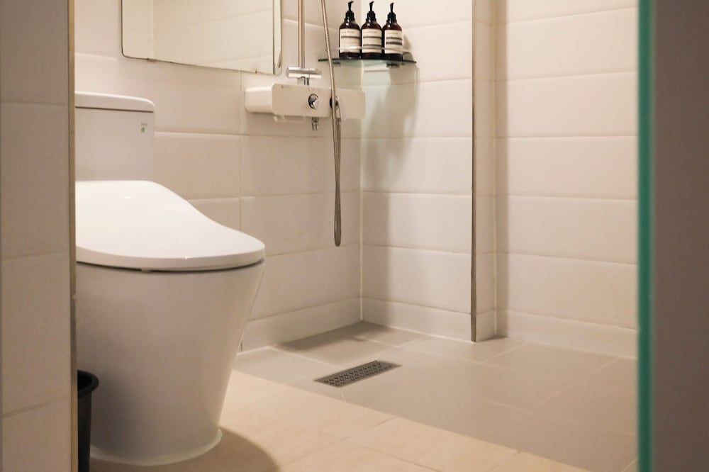 Hotel Insomnia Standard Room 10